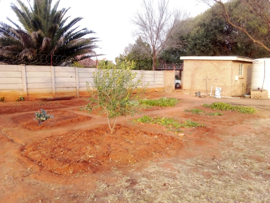 4 Bedroom Property for Sale in Petrusburg Free State